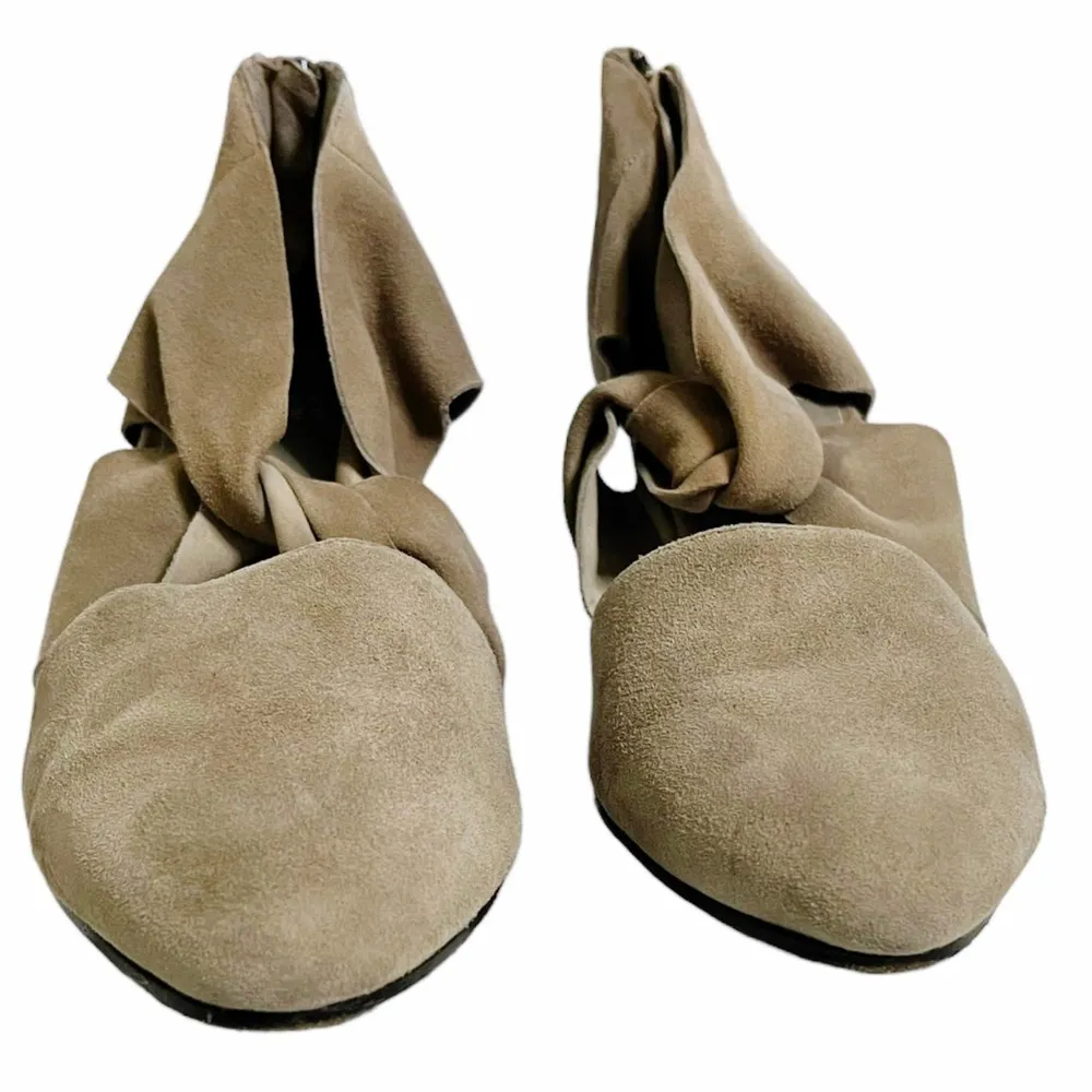 EILEEN FISHER Mary Twist-Front Suede Pumps Storm Tan Stacked Heel Zipper 6 EUC - Image 5