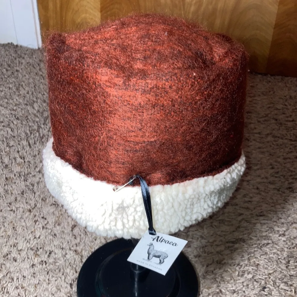 Burnt Orange Red Alpaca and Sherpa Linned Hat NWT - Image 3