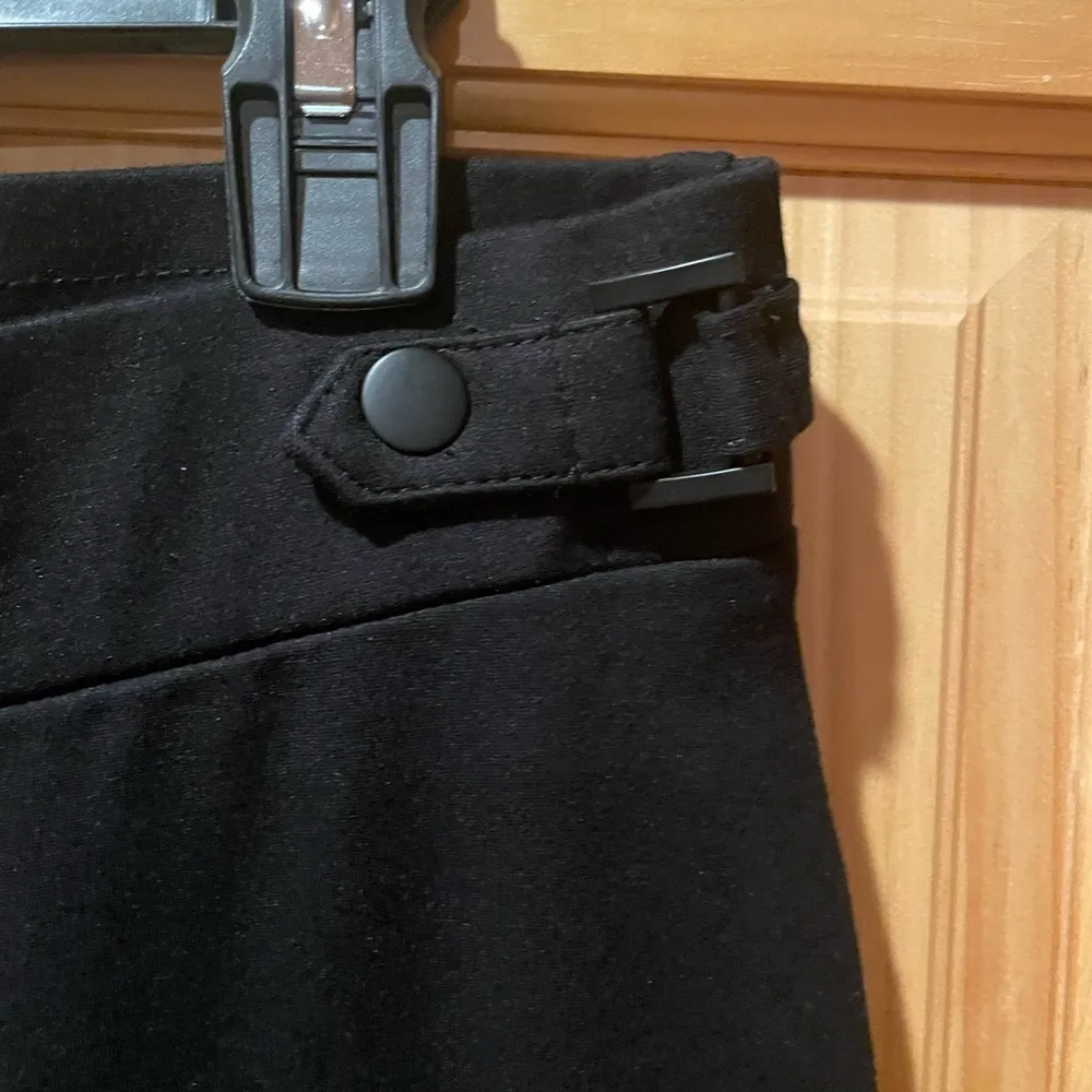 Chloe & Jasmine women’s casual pants black size Xl used in good condition - Image 4