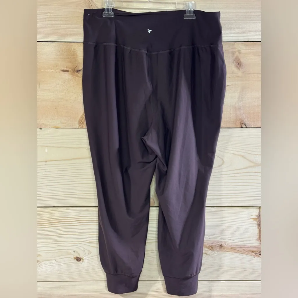 Old Navy Powersoft Joggers - Image 4
