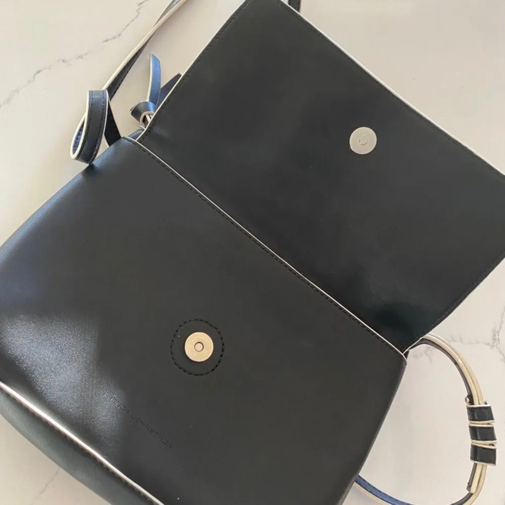 Black With White Trim Contemporary Small Crossbody Purse Bag - Image 4