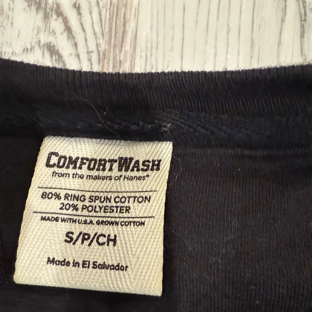 Hanes ComfortWash Black Sweatshirt - Image 2