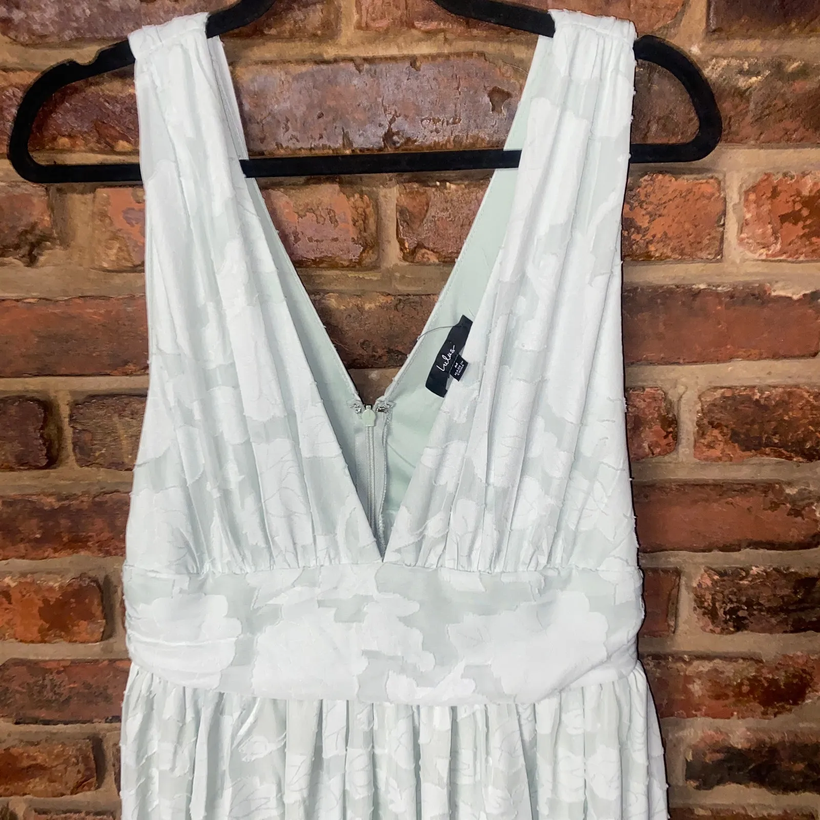 NWT Lulus Sweet Sophistication Sage Green Burnout Floral Maxi Dress Size Medium - Image 5