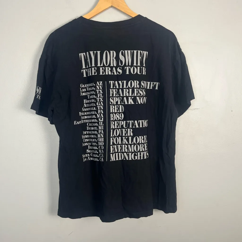 TAYLOR SWIFT Official Licensed THE ERAS TOUR Black T-Shirt Merchandise large - Image 5
