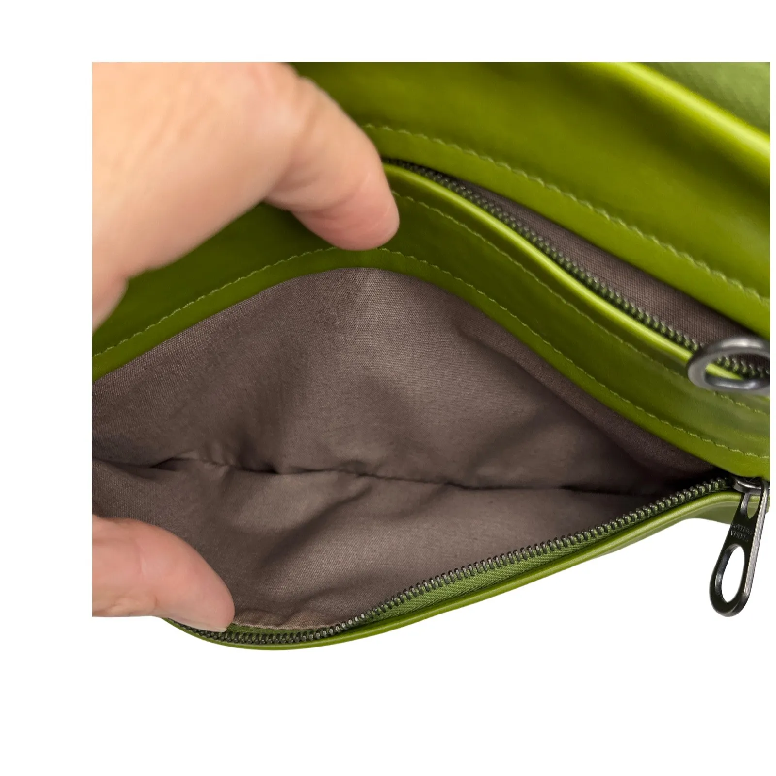 Bottega Veneta Acid Green Nappa Leather Zip Clutch Pouch Italy - Image 12