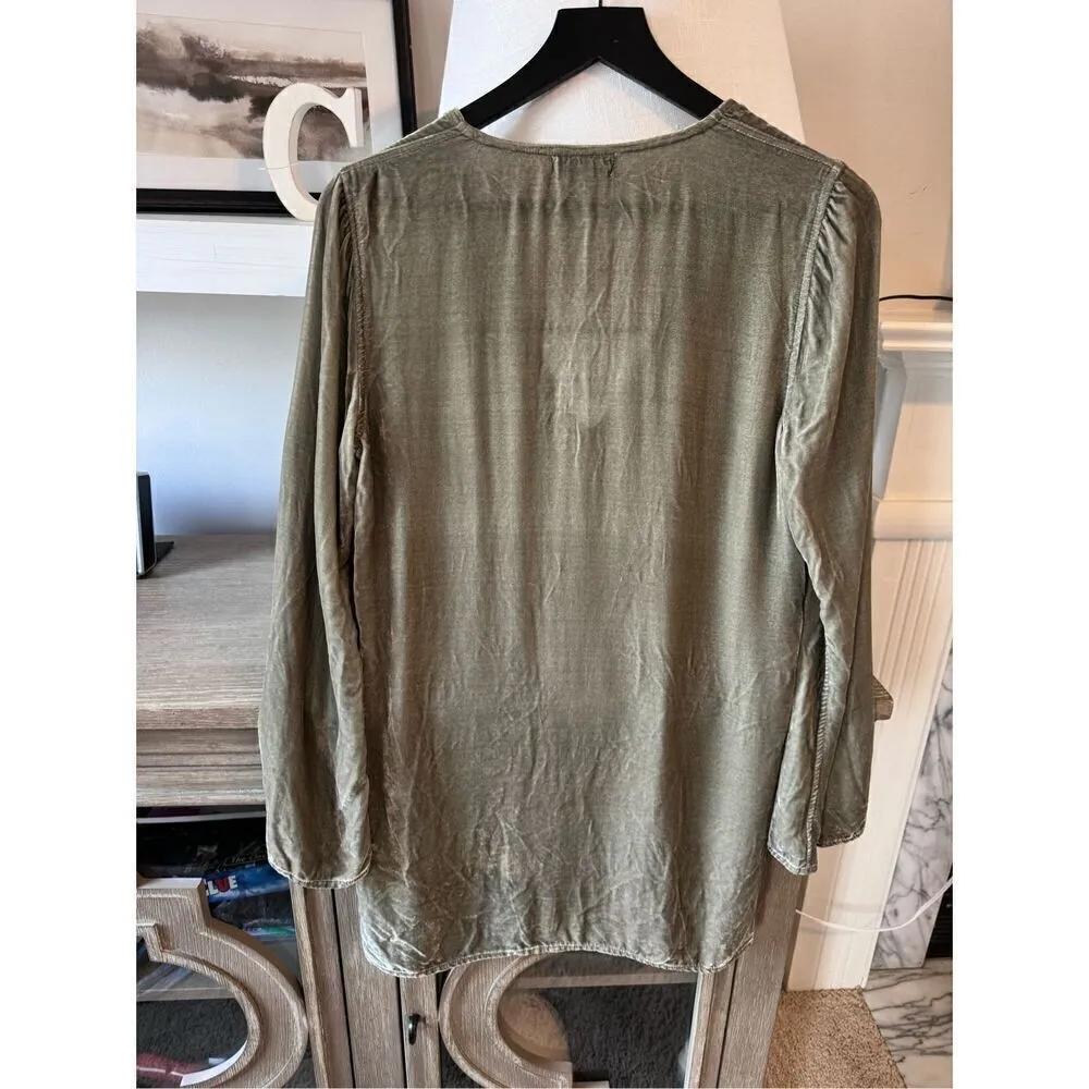 CP Shades NWOT Long Sleeve Velvet Mini Dress in Green Size Small - Image 5