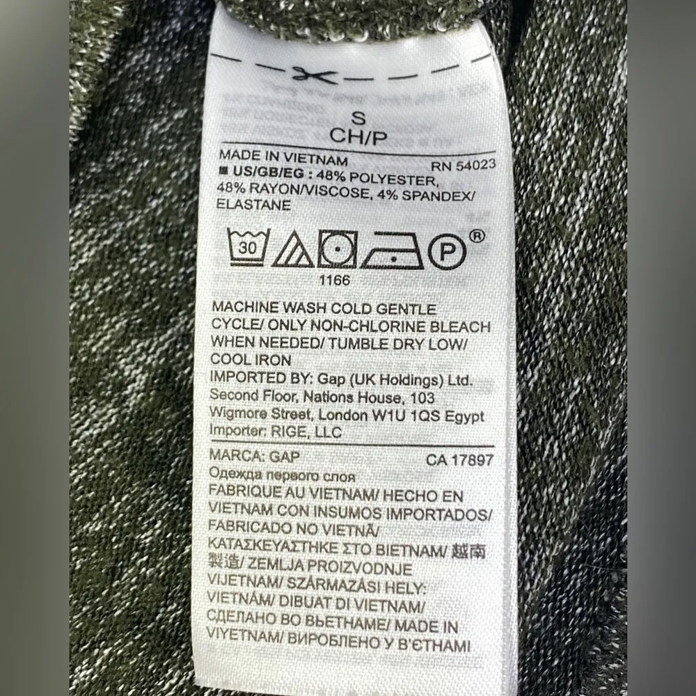 Gap Scoop Neck Pull Over Sweater Size S - Image 10