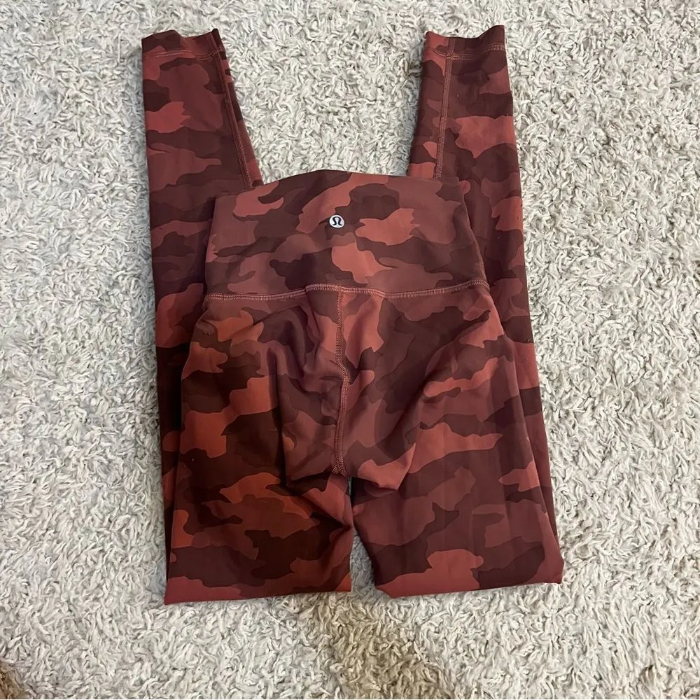 Lululemon Wunder Train High-Rise Tight 28" Heritage 365 Camo Brier Rose Multi 0 - Image 4