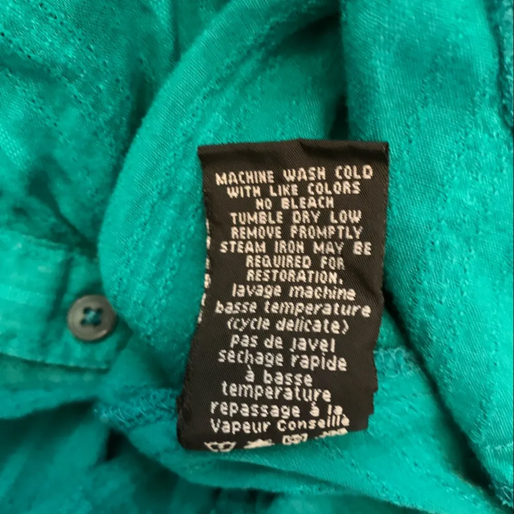 Like New Kuhl Button Up Shirt - Image 6