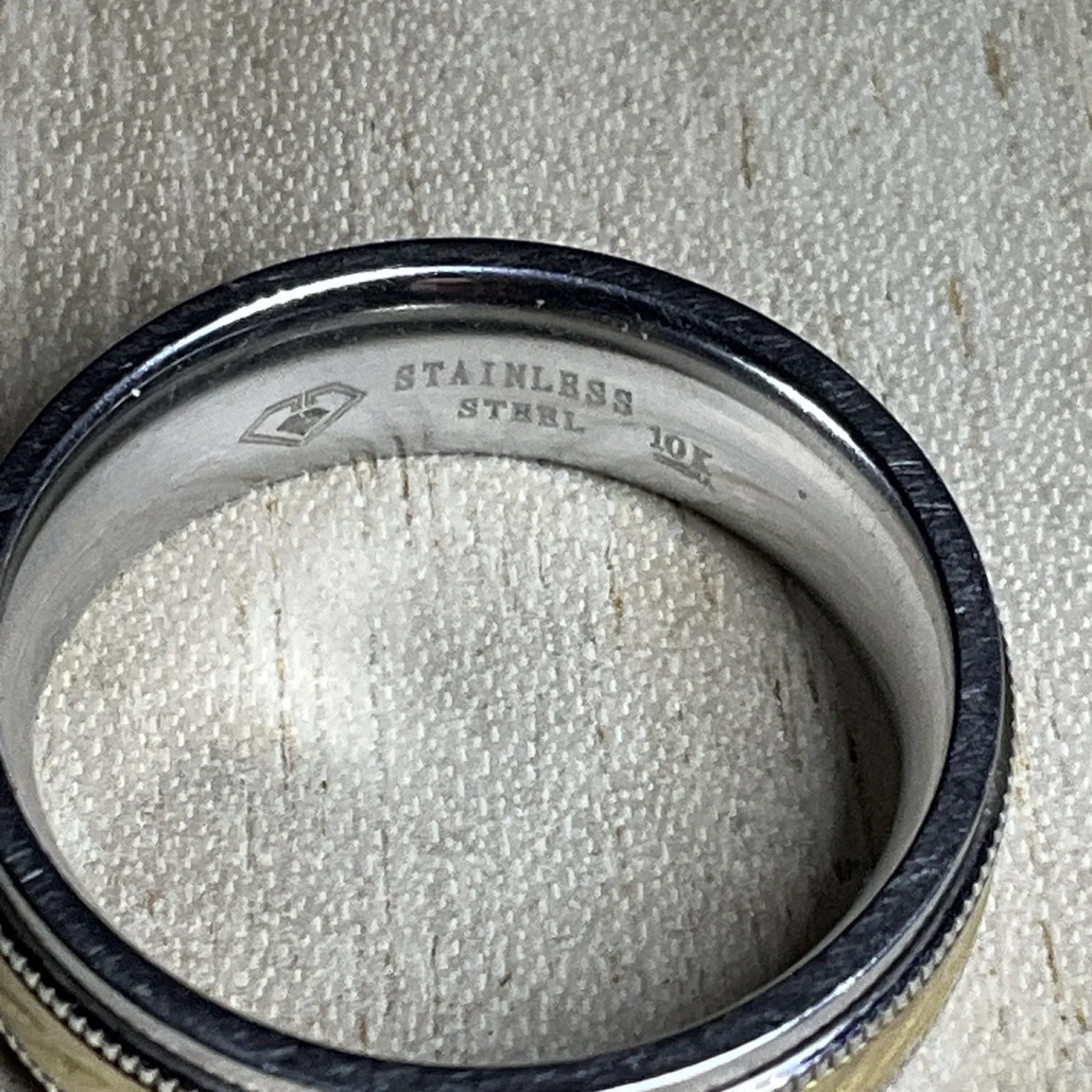 10K Yellow Gold Etched‎ Stainless Steel Comfort fit Wedding Band Ring 7mm 9.5 - Image 3