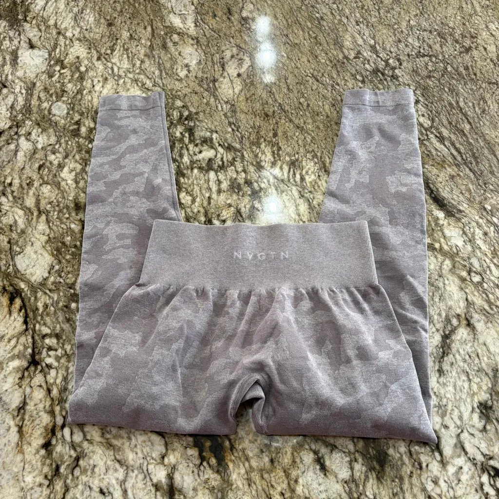 NVGTN Seamless Leggings - Image 3