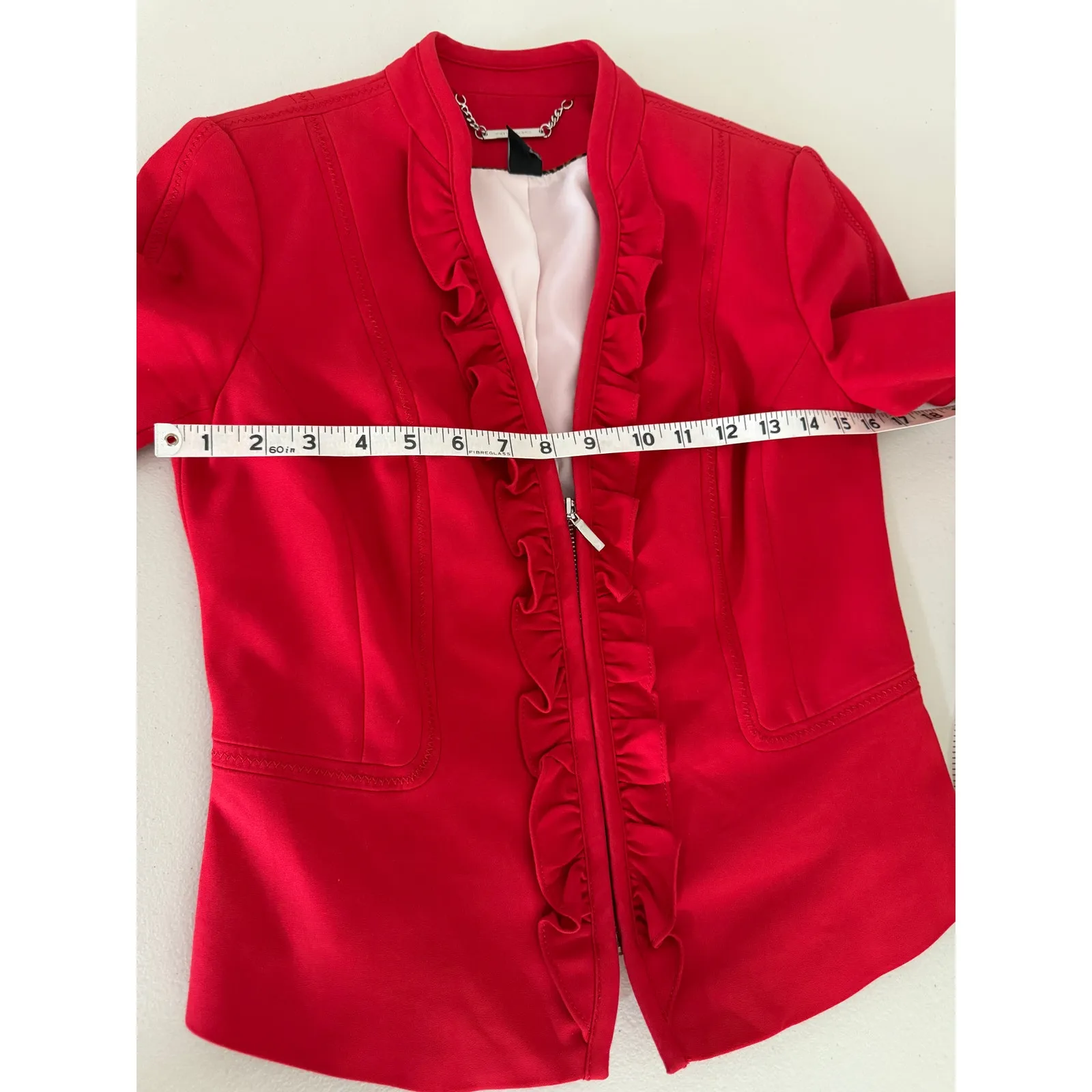 Women's WHBM Red Ruffle 3/4 Sleeve Zipper Cropped Jacket Blazer 4 Office Siren - Image 4