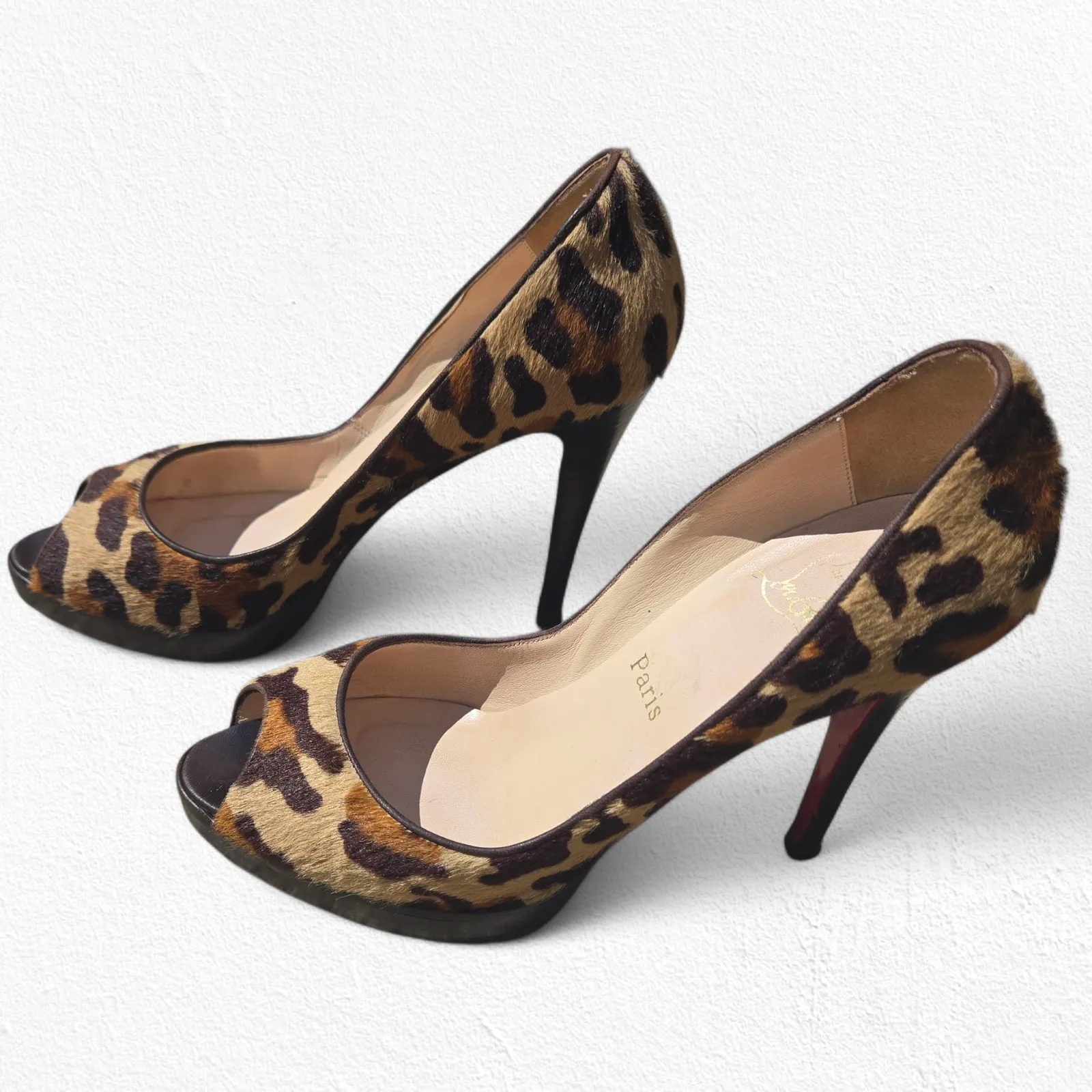 Christian Louboutin Leopard Pony Hair Very Prive Heels 39.5 US 9.5 Peep Toe Pump - Image 3