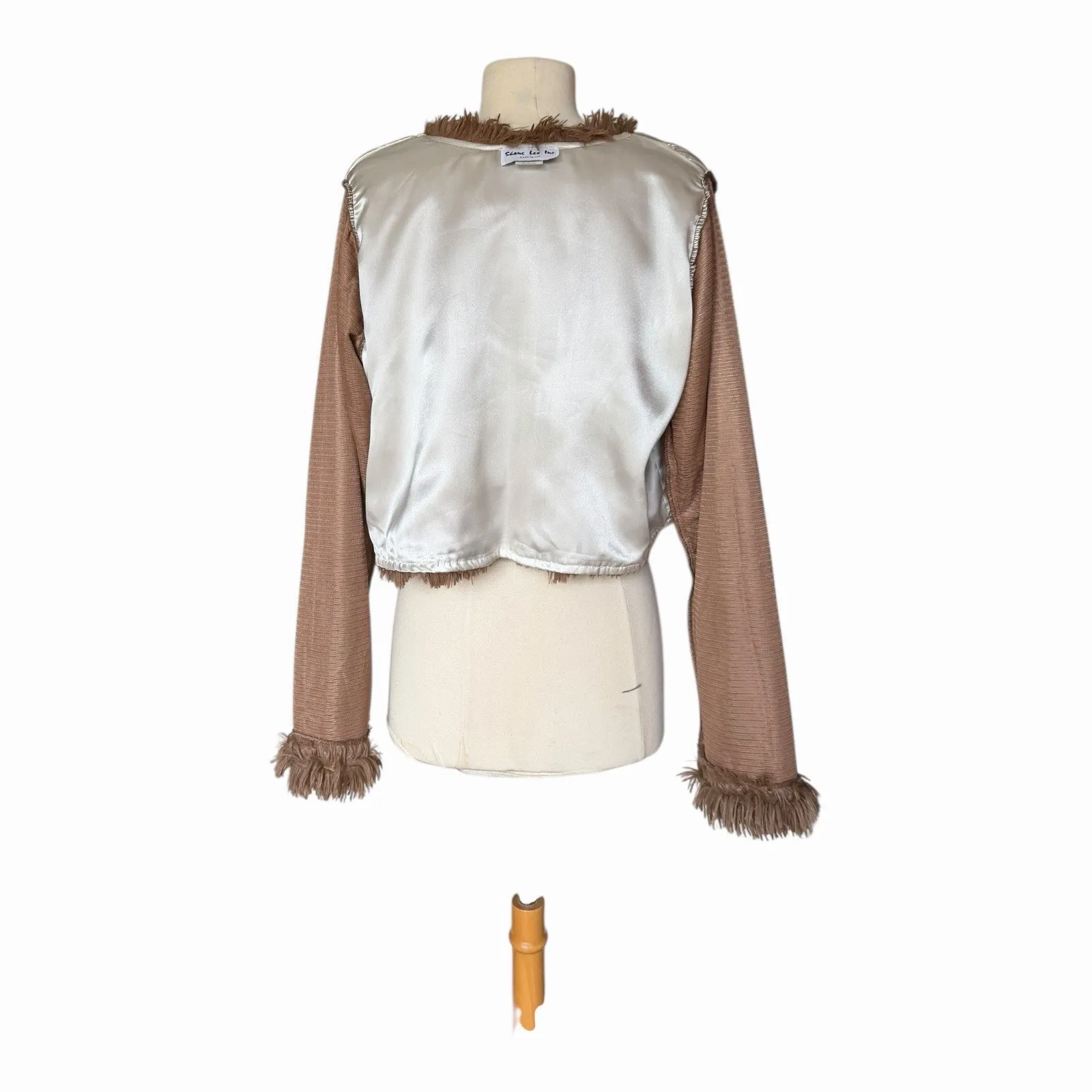 Vintage Shane Lee Faux Fur Cropped Jacket Light Brown Floral Pin Medium - Image 12