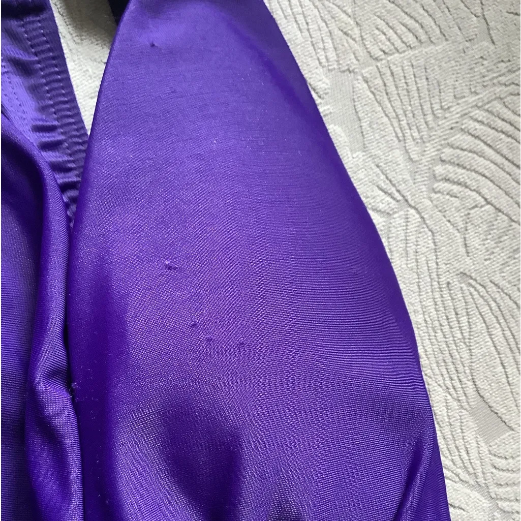 SUPER FLATTERING MIRACLESUIT one piece 💜 - Image 5