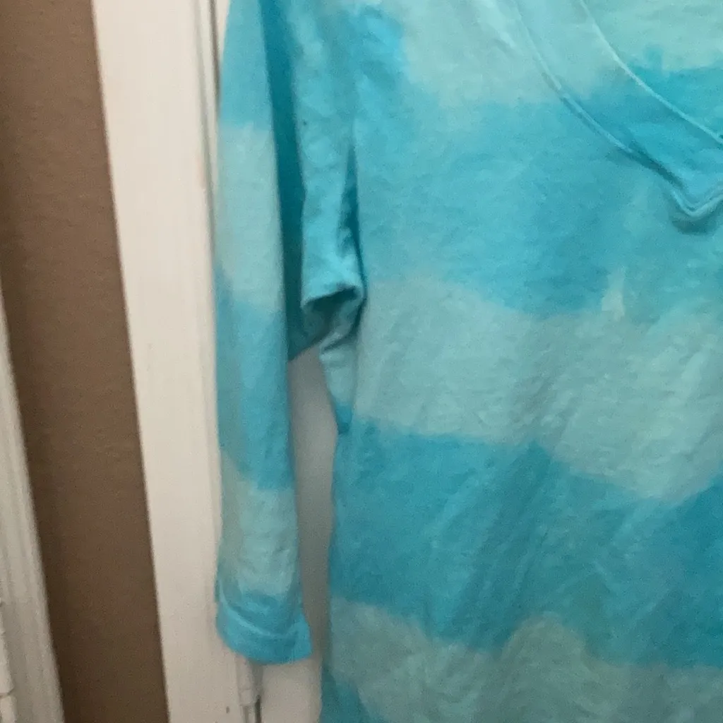 High Sierra FINAL MARKDOWN Ladies  tee small - Image 2