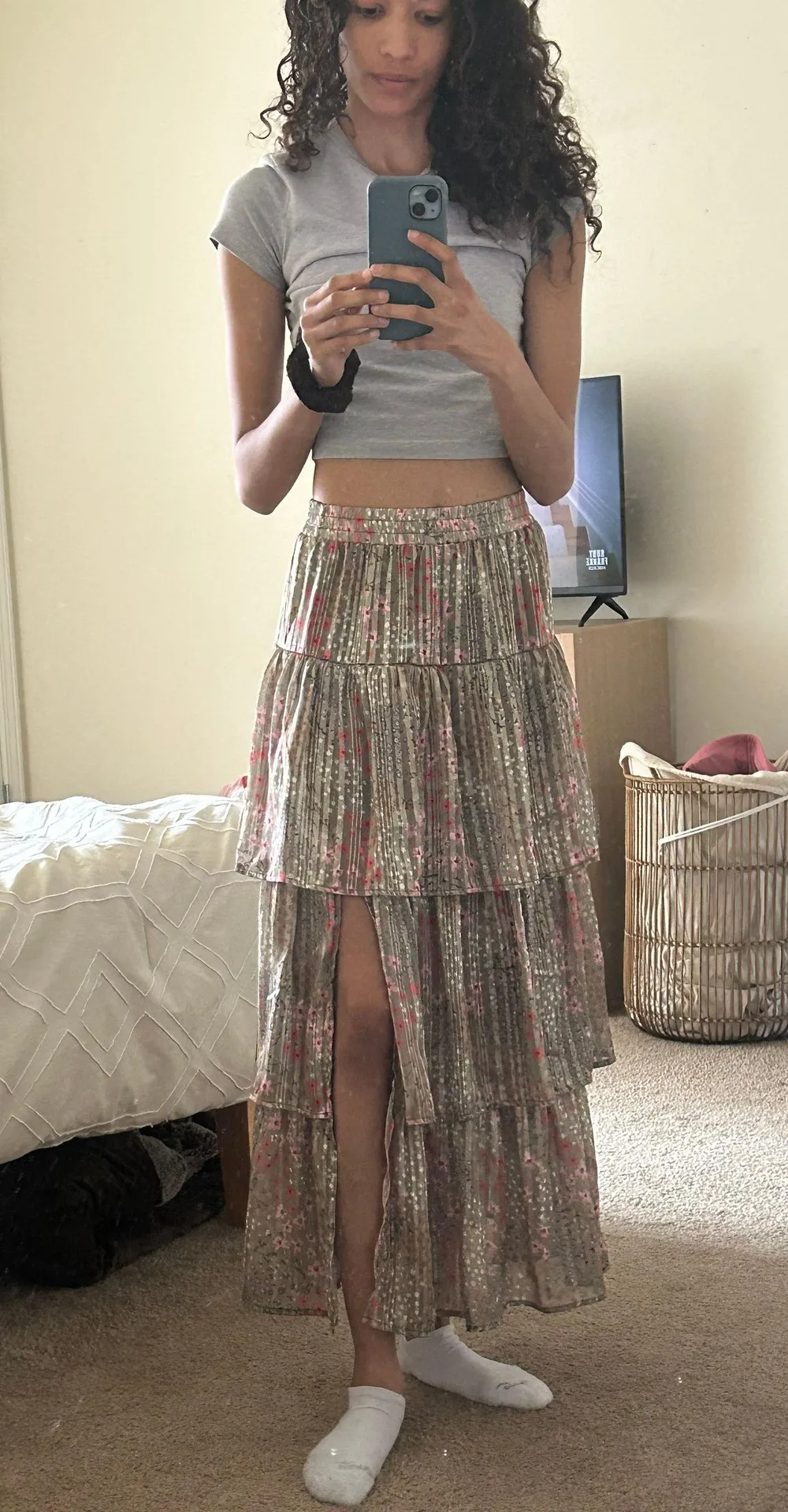 Boutique Green Midi Skirt - Image 5