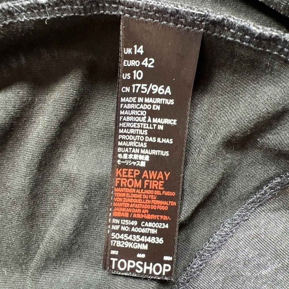 TopShop Metallic Gunmetal Gray Lightweight‎ Split Sleeve Blazer Jacket - Image 9