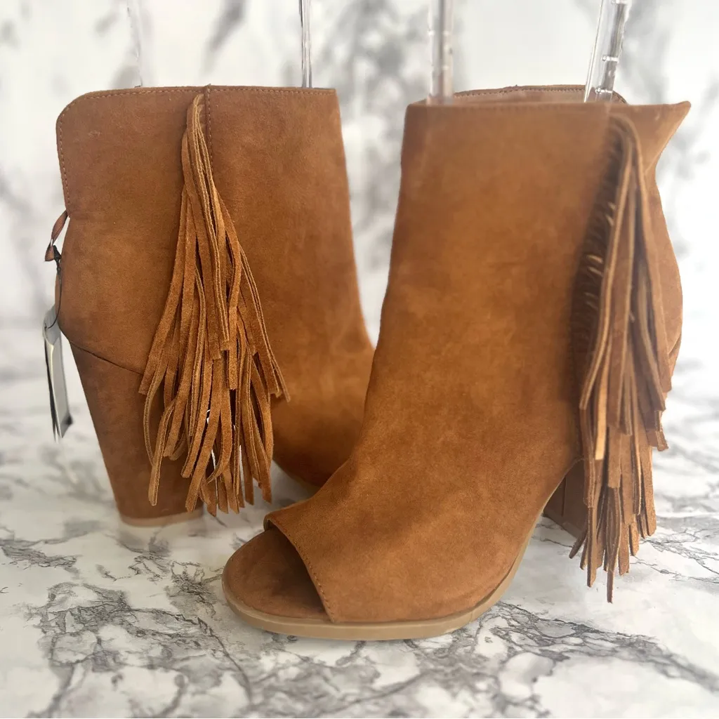 NWT DV by Dolce Vita Lotus Bootie Fringe Suede Open Toe Cognac 6 Western Cowgirl Brown - Image 2