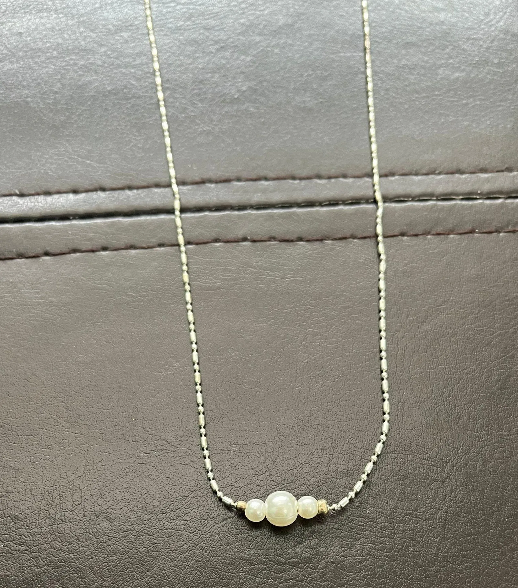 Pearl Choker Necklace - Image 4