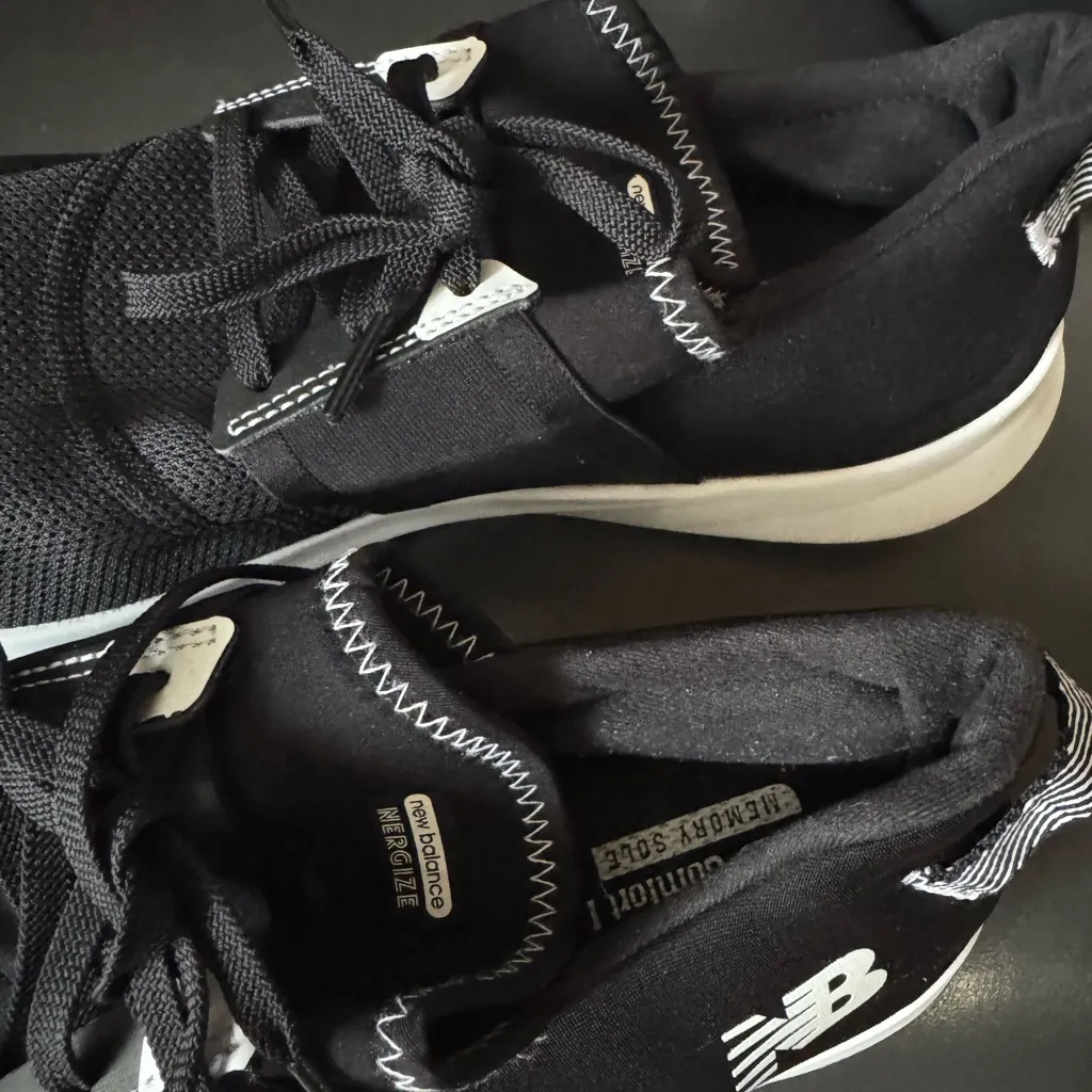 New Balance Black Athletic Running Sneaker Shoes - Image 2