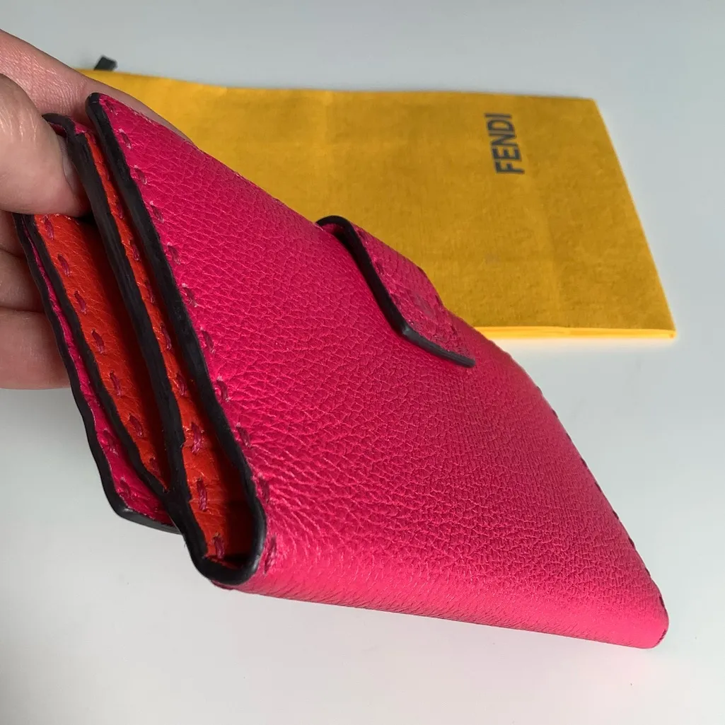 FENDI SELLERIA PEEKABOO long wallet 🔥🔥🔥 - Image 4