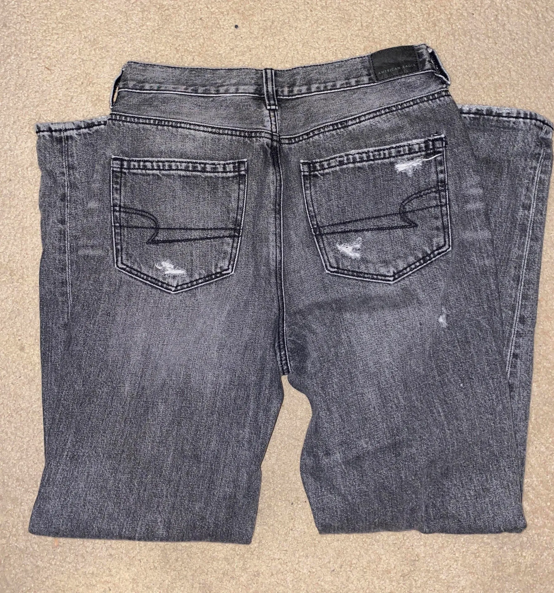 American Eagle Outfitters Mom Jeans - Image 3
