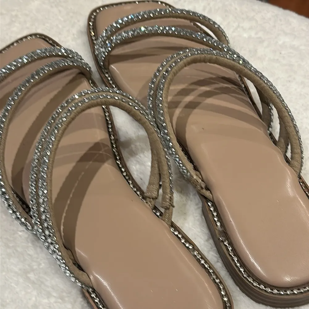 Nude Crystal embellished sandals with crystal straps Size 9 - Image 3