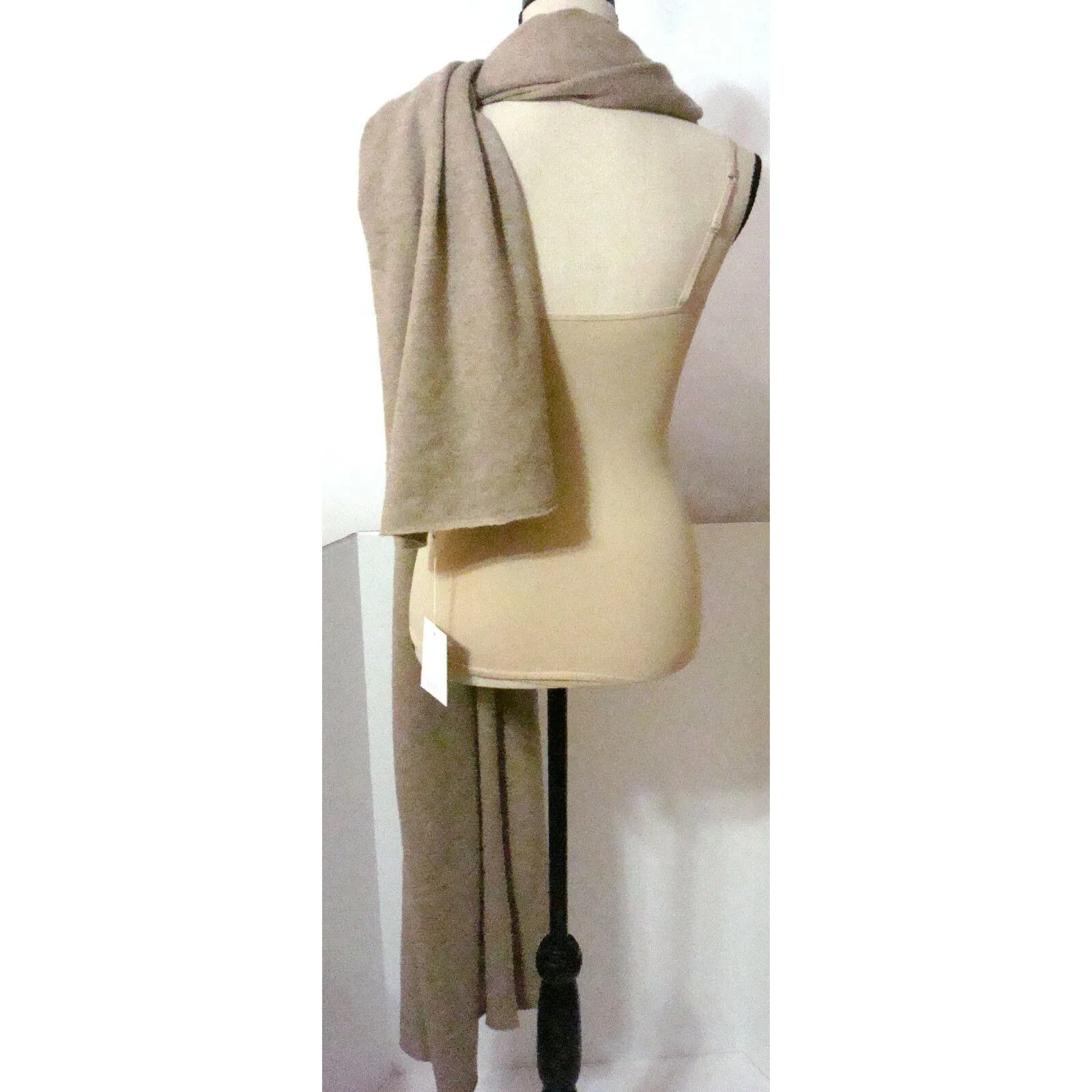 NWT New 100% Cashmere Scarf Wrap Long Womens Tan Ryllace Brown Taupe 100 X 28 - Image 4