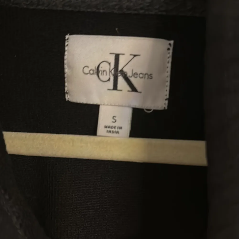 Calvin Klein Jeans Hoodie - Image 3