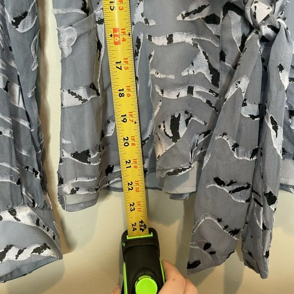 Parker Silk Blend Blue Velvet Zebra Print Tie Front Blouse Size XS - Image 10