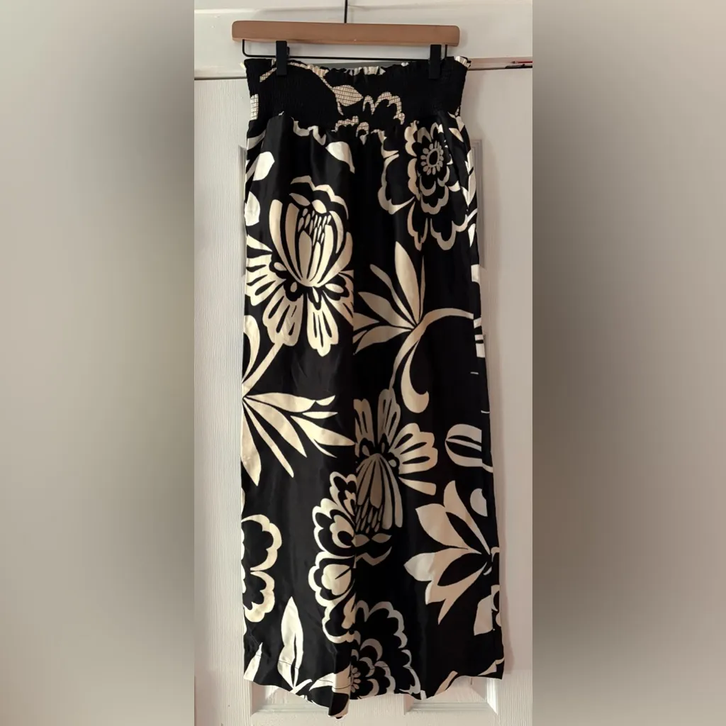 Maeve Black and White Patterned Viscose Pants Size‎ Small Petite EUC Like New - Image 3