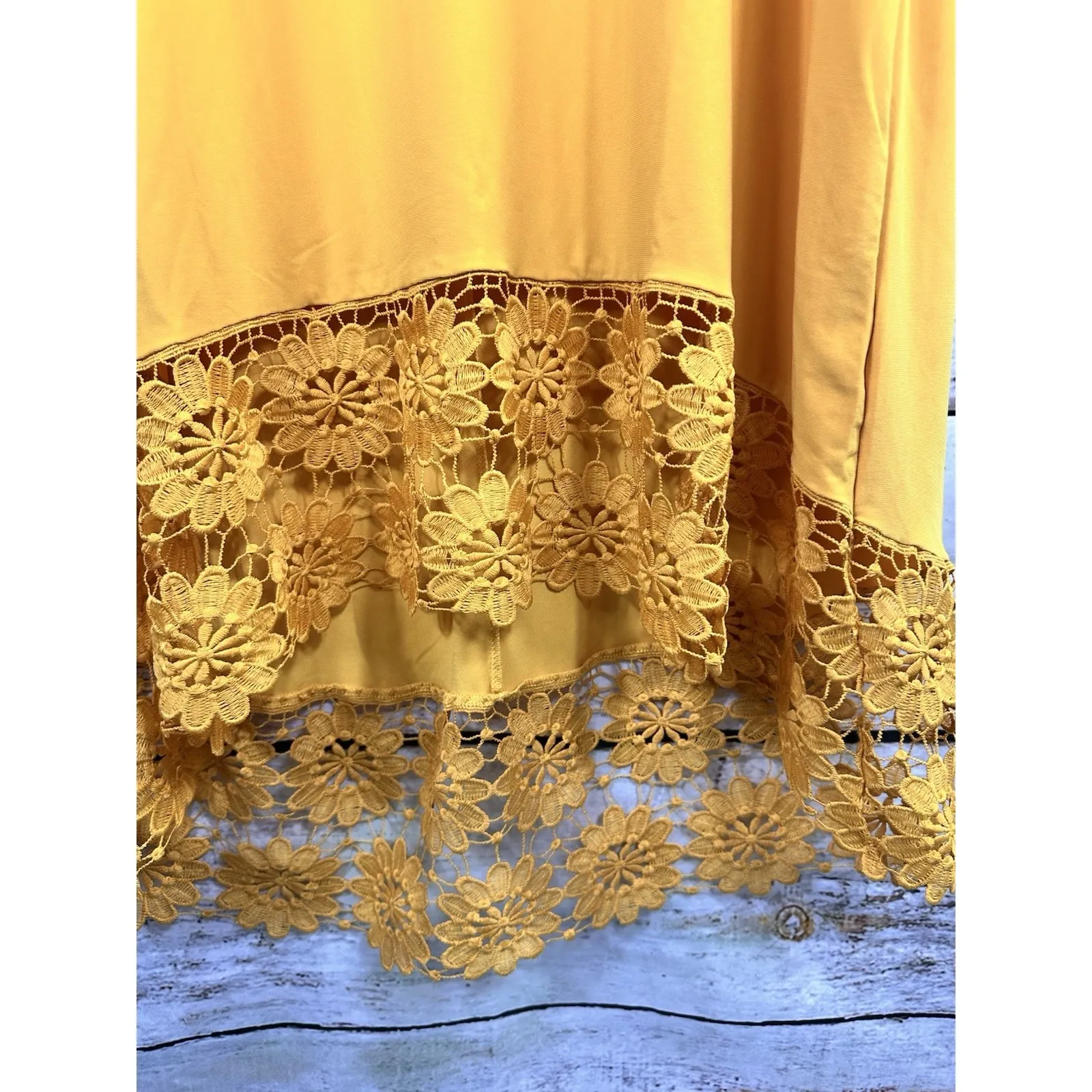 Nina Leonard‎ Women's Size XL Yellow Hi-Low Bodycon Maxi Dress Embroidery - Image 4