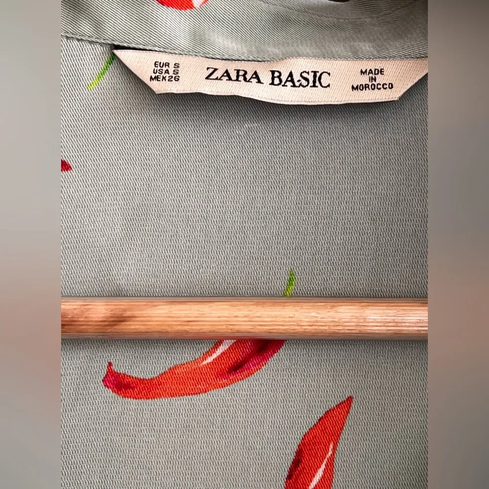Zara Basic Blouse with Chilli Pepper 🌶️ Prints NWT - Image 9