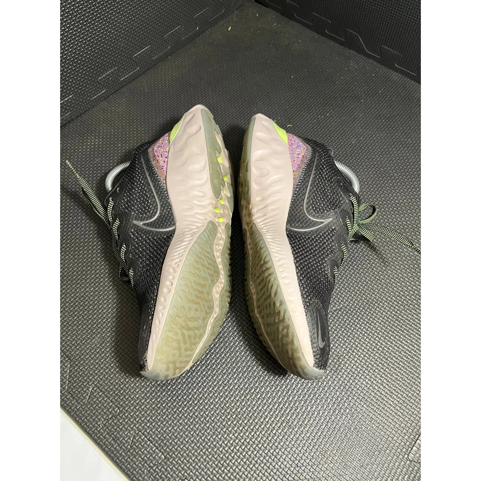 Nike Womens Renew Run CT3515-001 Black Running Shoes Sneakers Size 9 Athletic - Image 3