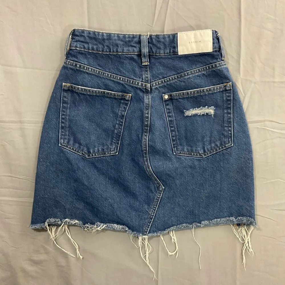H&M Mini Skirt Womens 2 Distressed‎ Button Fly Blue Denim Raw Hem Retro Grunge - Image 11
