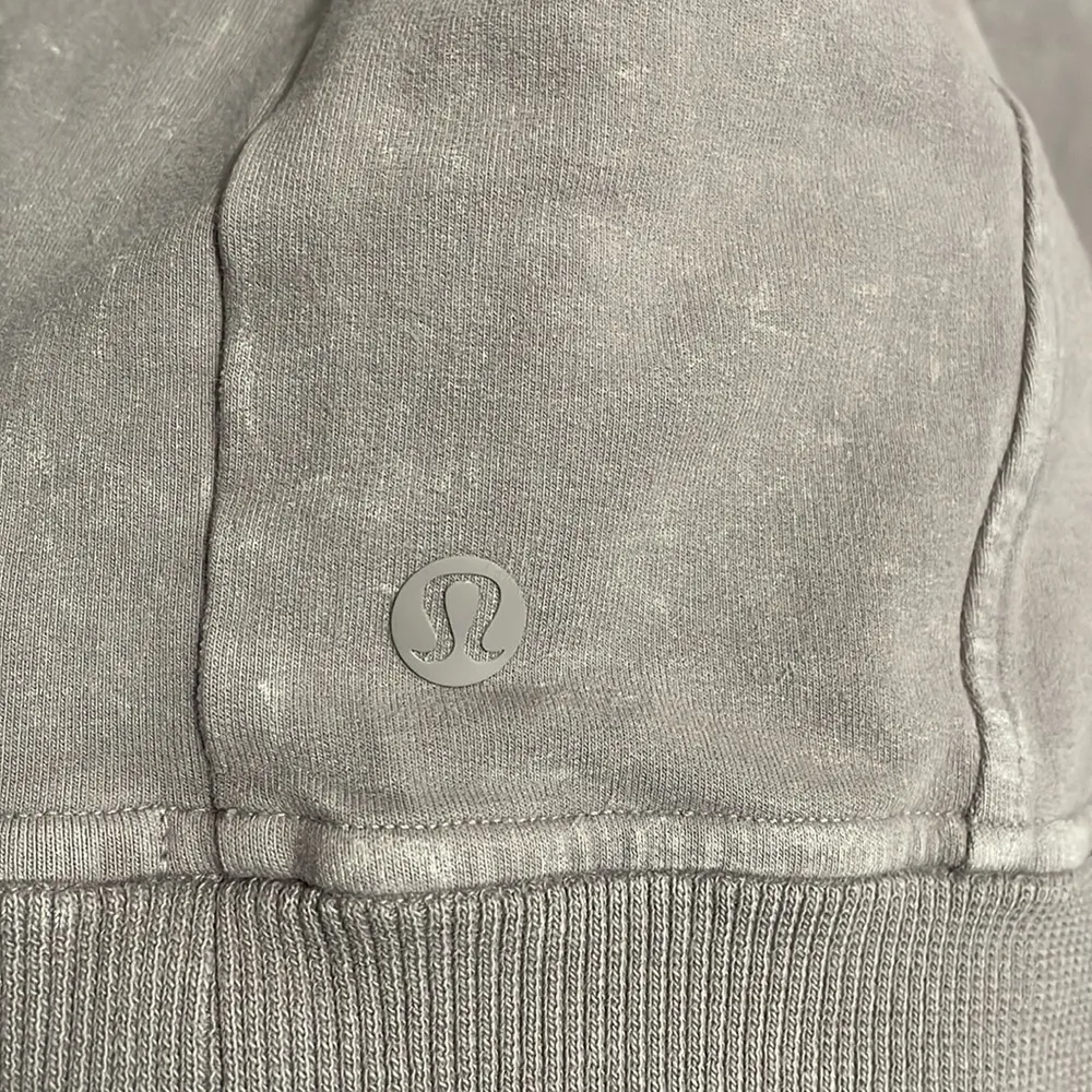 Lululemon Scuba Pullover Hoodie in Washed Dark Chrome - Image 5