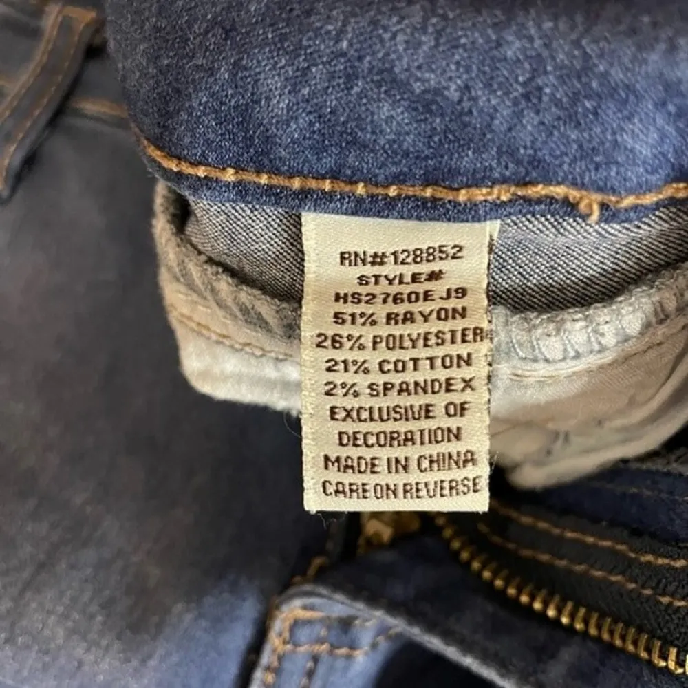 Women's Hot Kiss "Get The Lift" Denim Shorts Size 10 - Image 3