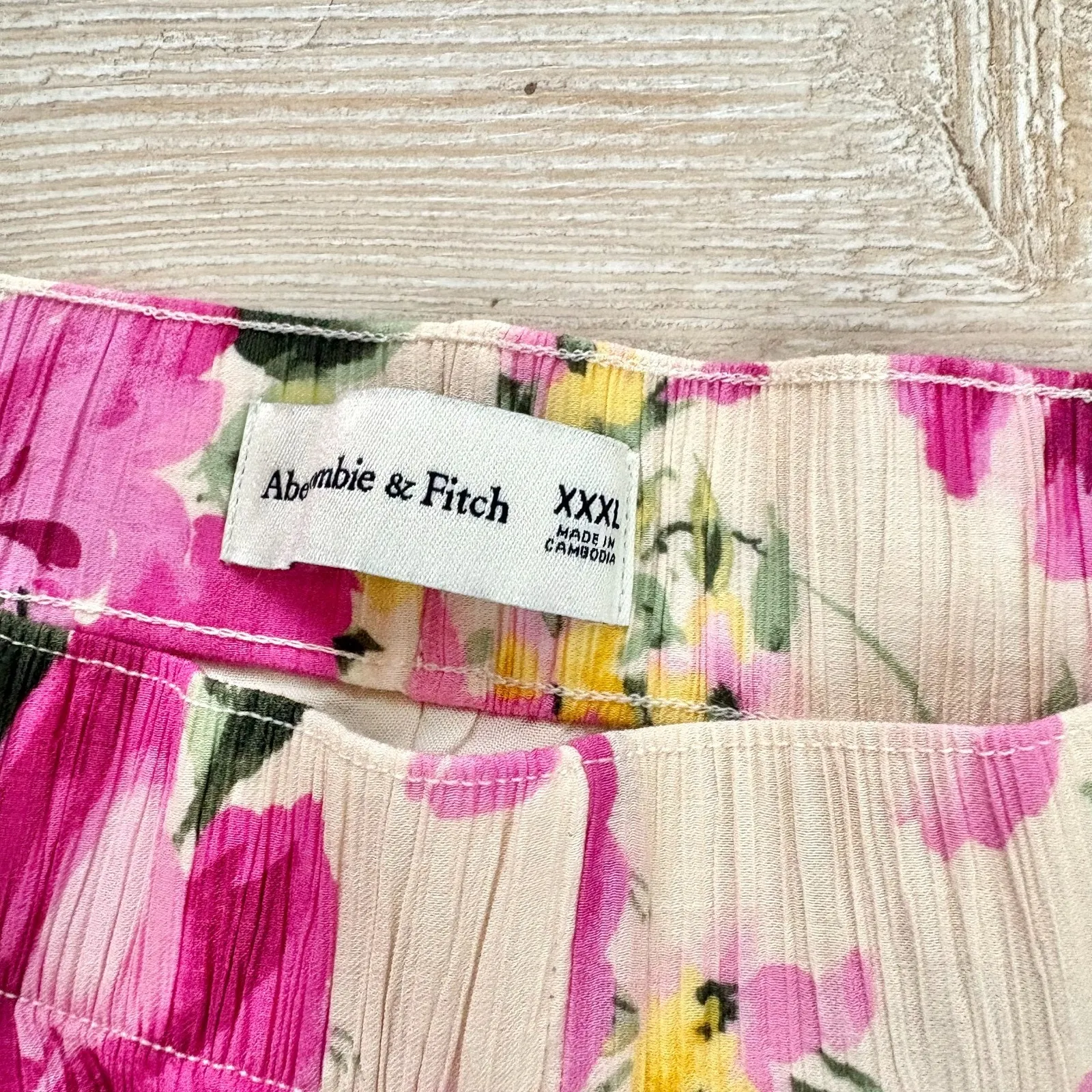 New Abercrombie Crinkle Cropped‎ Floral Pull On Wide Leg Pant | Size XXXL Short - Image 5