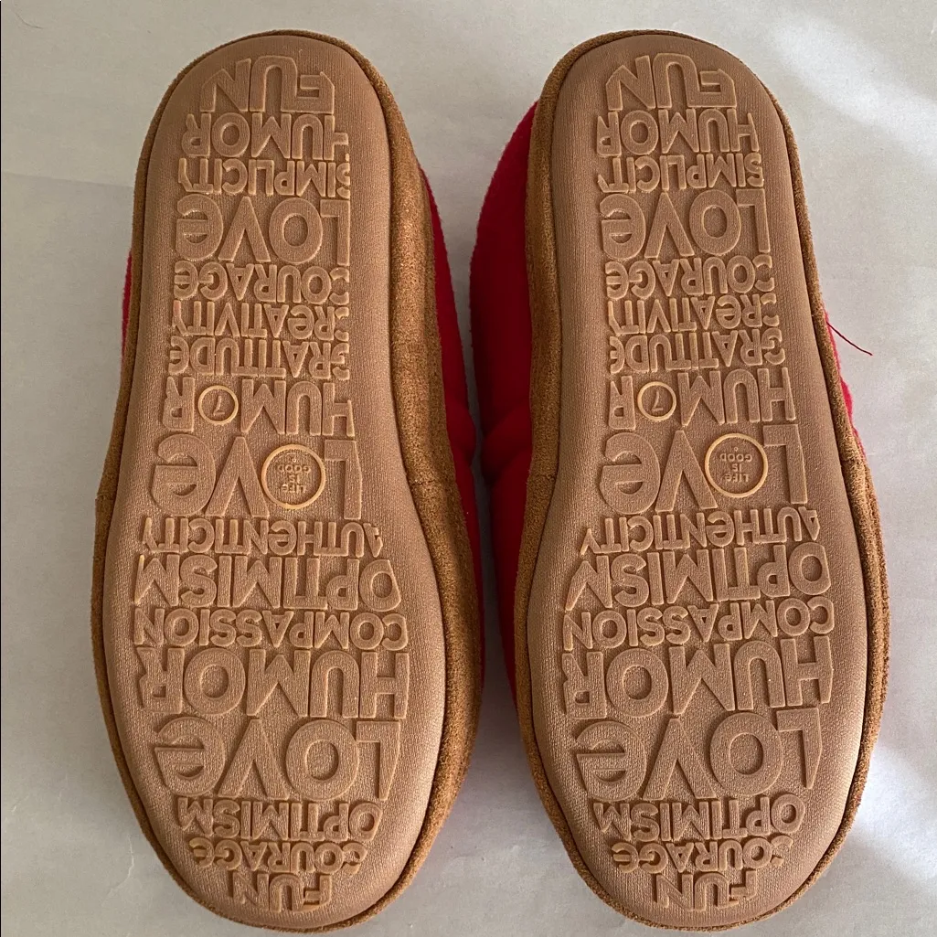 Life Is Good Tan Textured Design - Image 6