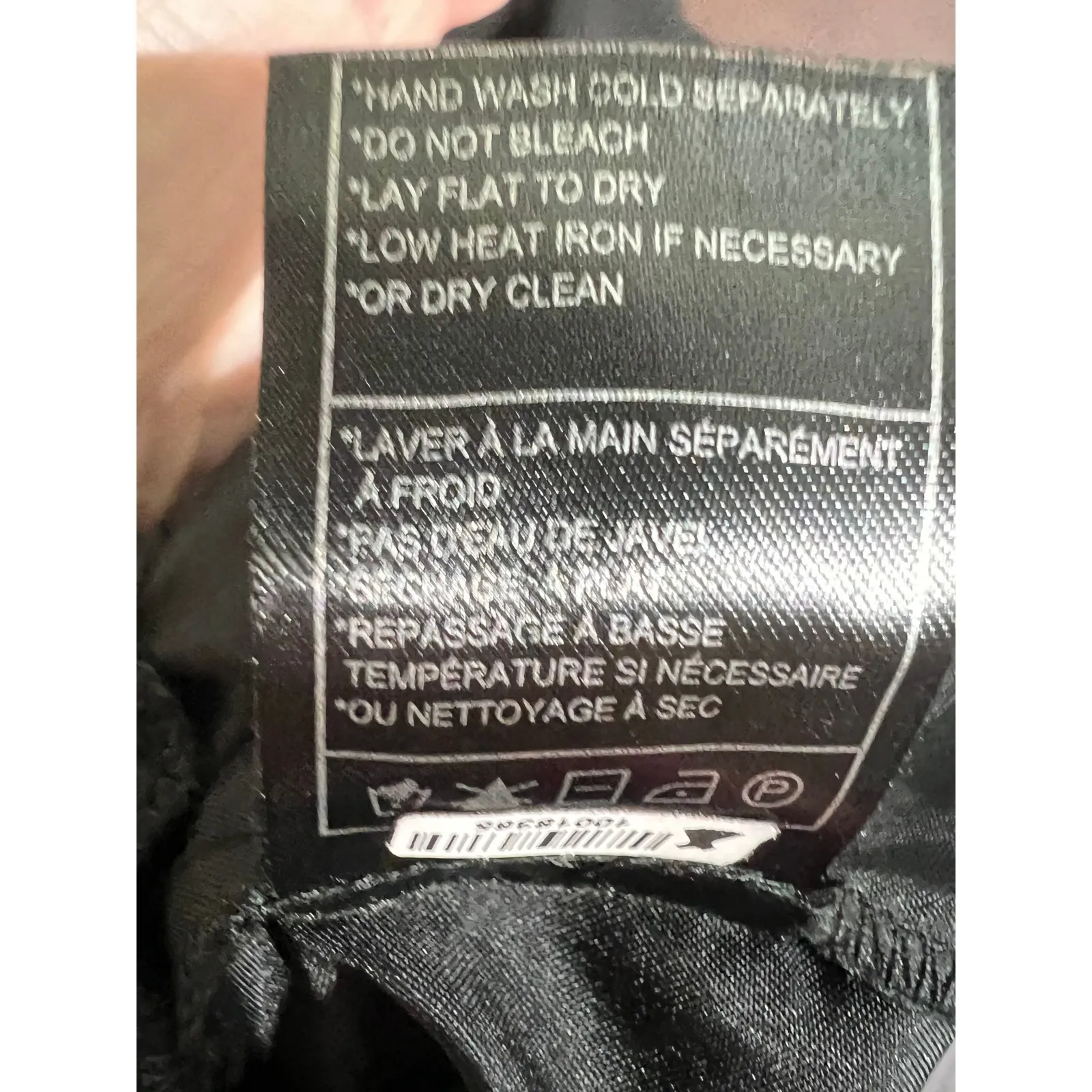 Cupcakes and Cashmere Black Tiered Ruffle Cami Tank Top Womens Size Small - Image 5