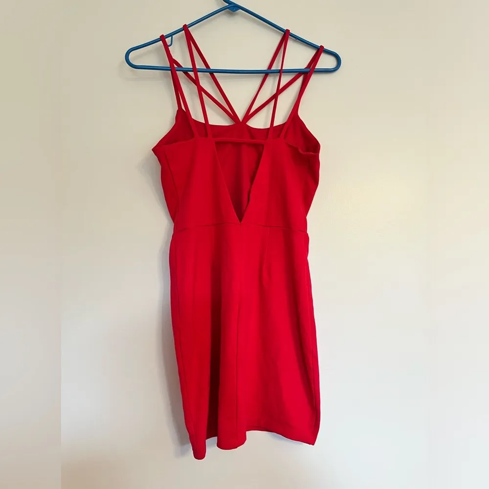 Charlotte Russe Bodycon Strappy Mini Dress Dark Pink Size Medium‎ - Image 2