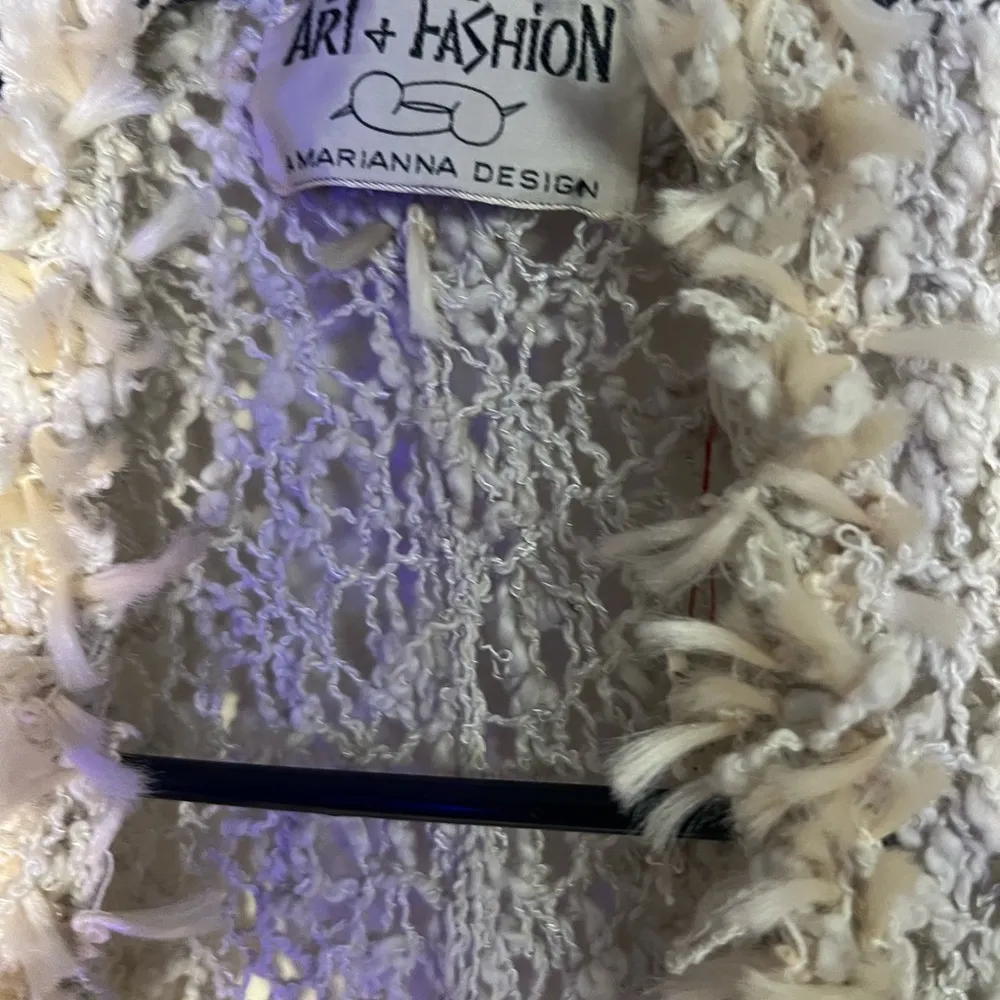 3 x $150 Art & Fashion by Marianna Design cardigan one size Size undefined - Image 3