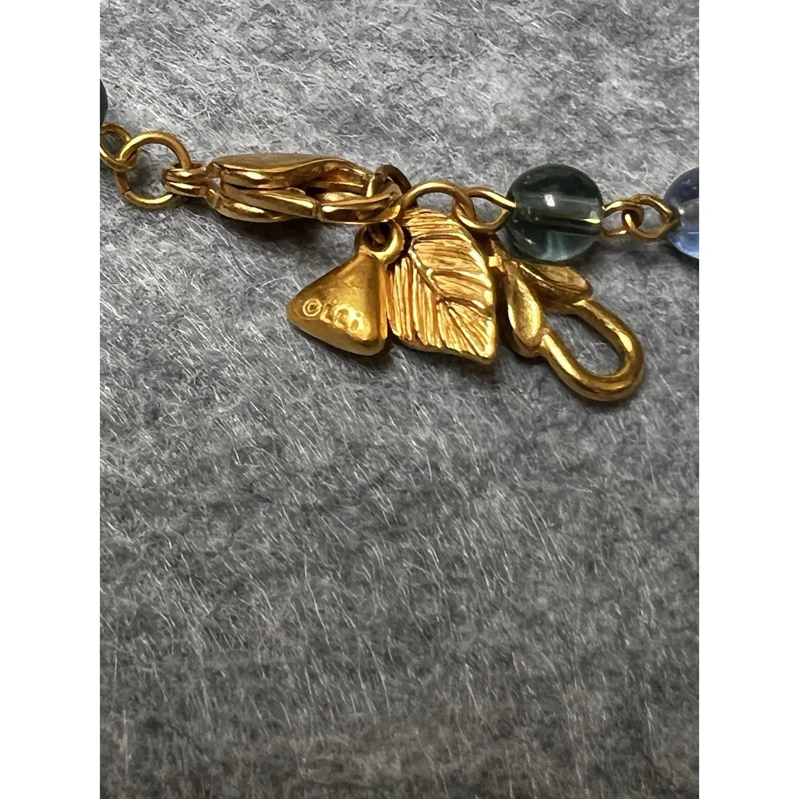 032-020 Vintage Signed LCI Liz Claiborne 2 Tier  BEADS Beaded Necklace - Image 4