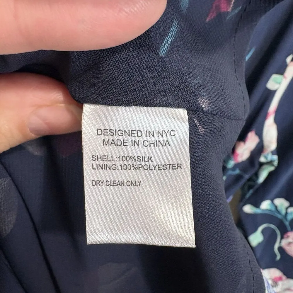 YUMI KIM Anthropologie Renata 100% Silk Wrap Floral Dress Medium Navy Blue Pink - Image 9
