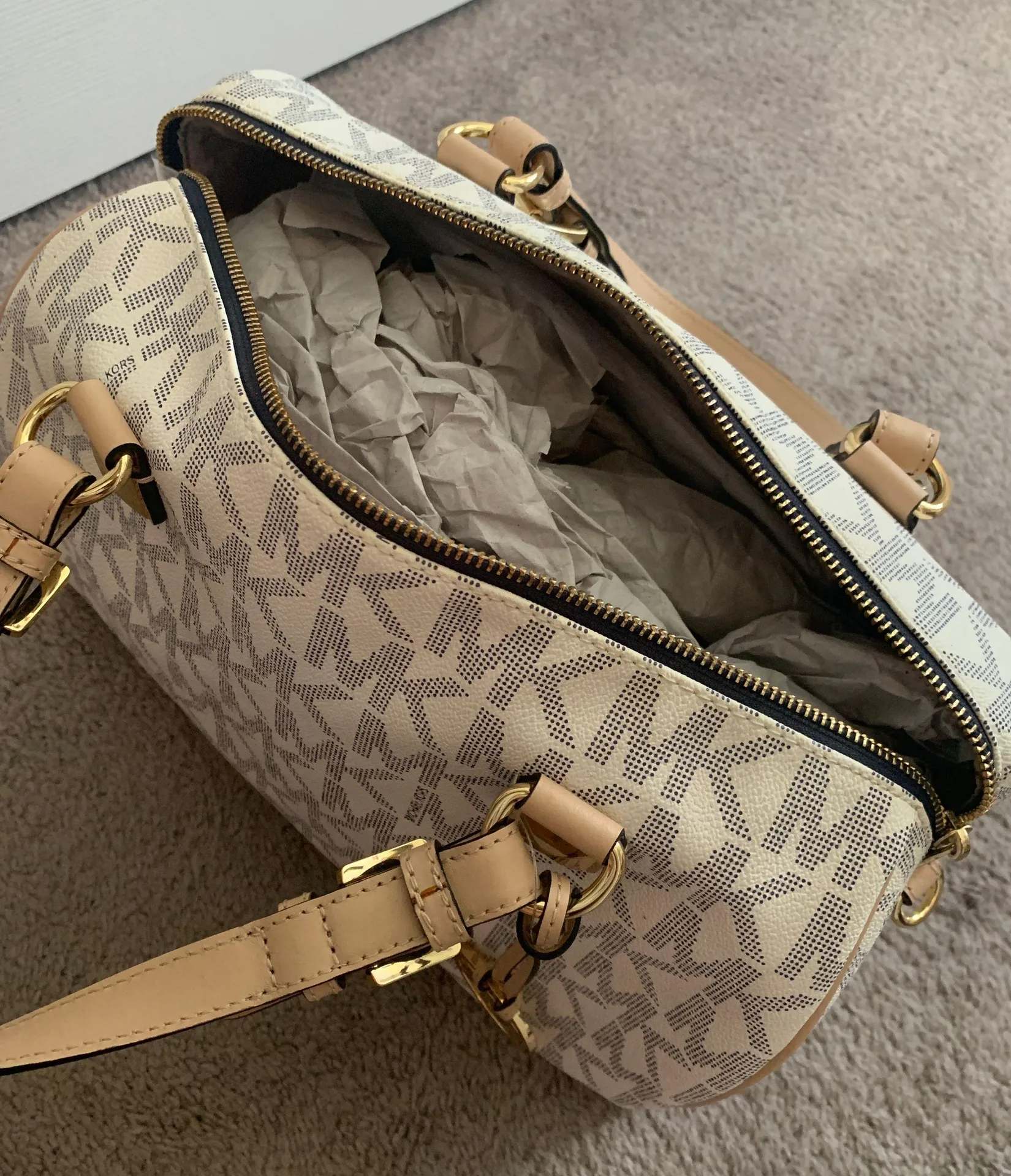 Michael Kors Purse - Image 2