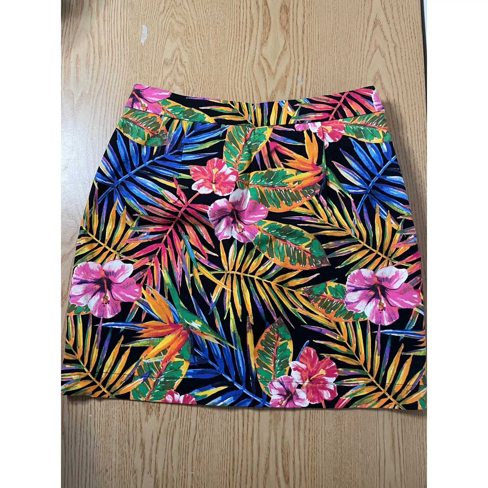 New Women’s Rafaella Comfort Waistband Front Pockets Stretch Skort Tropical Xs - Image 3