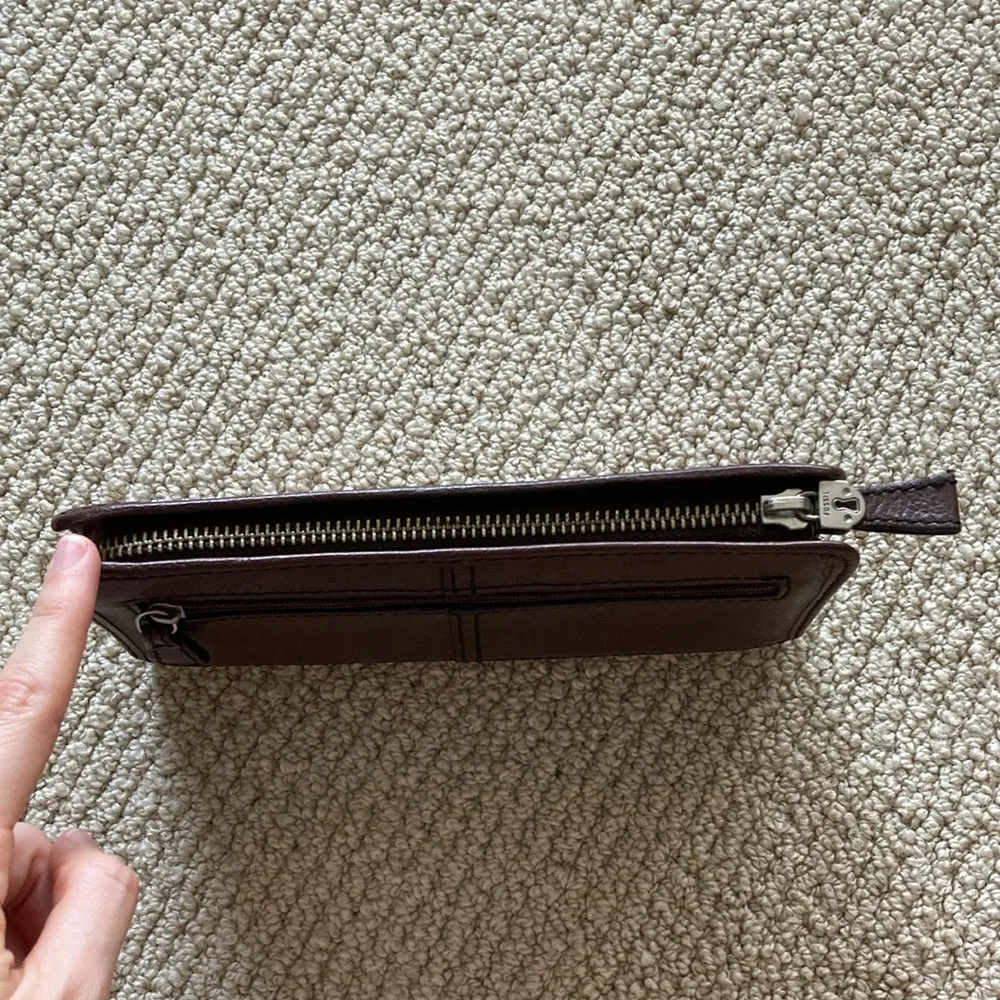 NEW Fossil Leather Full Zip Continental Wallet Luxe Flowers 8” by 4” Bag NWOT - Image 4