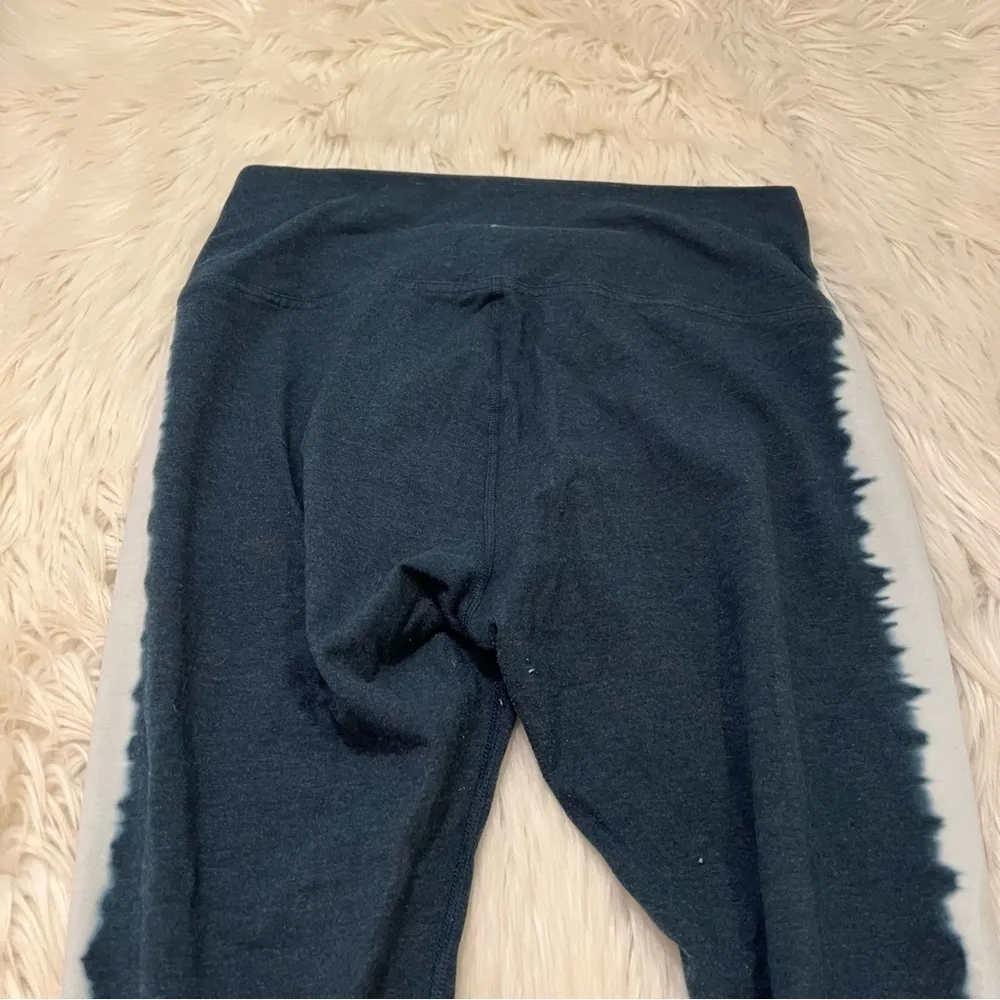 Old Navy Balance Legging Blue Tie Dye - Image 6