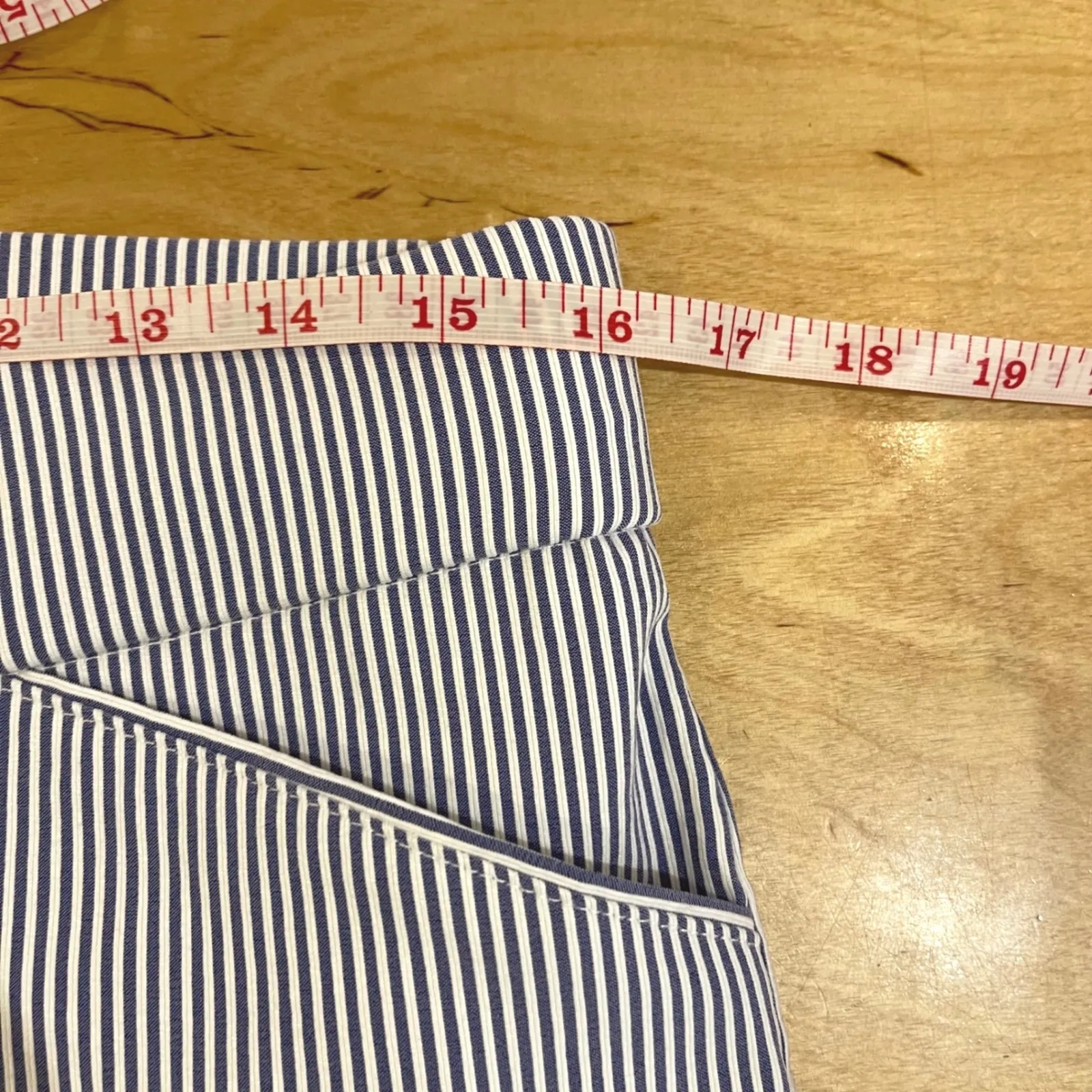 Counterparts Womens Cropped Pants Striped Capri Stretch Size M - Image 7